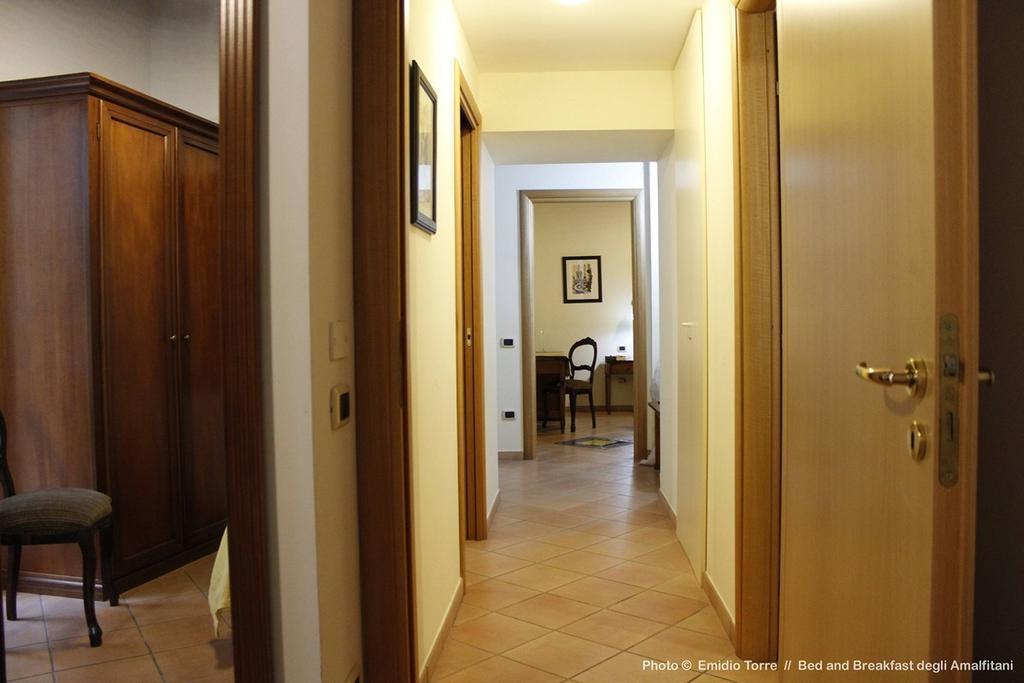 Amalfitani Salerno Centro Bed and Breakfast Exteriör bild