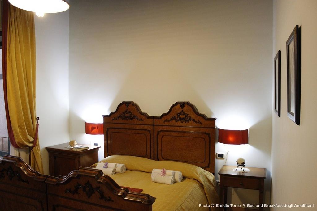 Amalfitani Salerno Centro Bed and Breakfast Rum bild