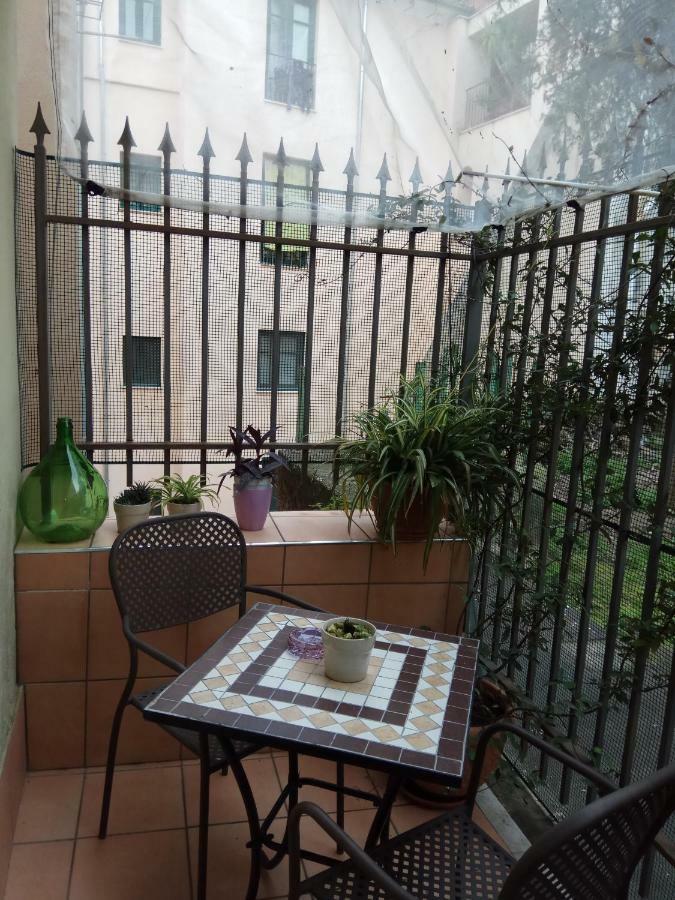 Amalfitani Salerno Centro Bed and Breakfast Exteriör bild